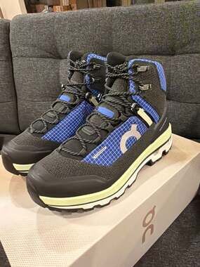 On Cloudalpine Waterproof Hiking Boots in Cobalt Limelight